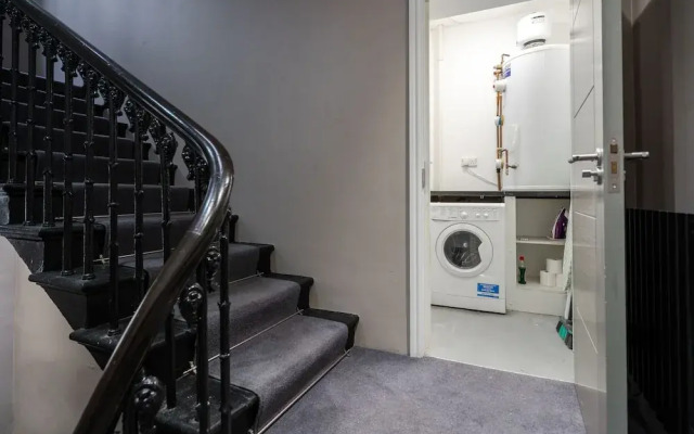 Sweeting Suites - Luxury Apartments