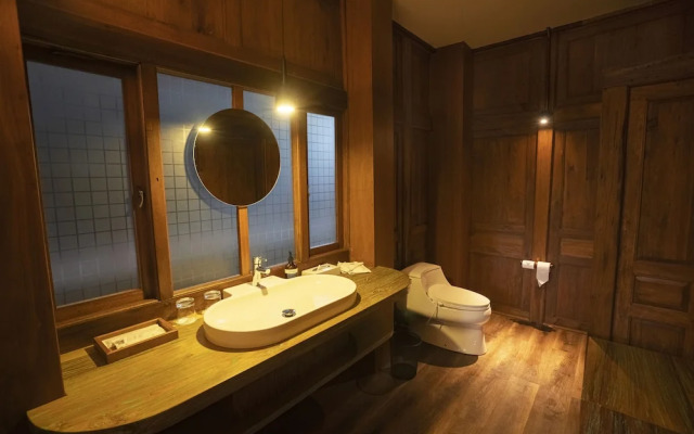 Tira Vilagna Suites & Spa