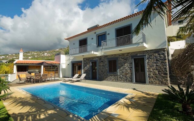 Ribeira Brava Splendid Home