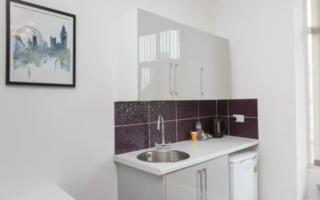 Townhouse Plus @ 40 West St