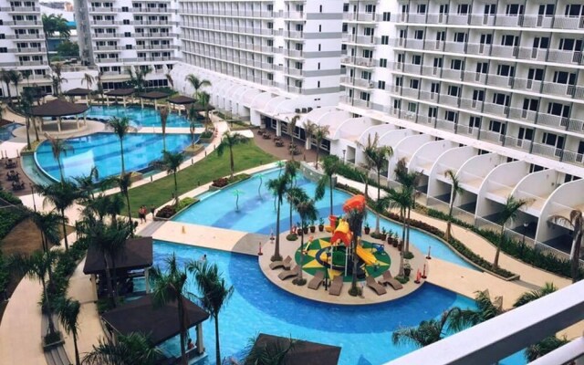 Jona's Place at Shell Residences