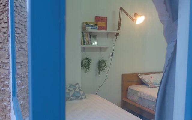 Santorino Coffee & Tea Homestay