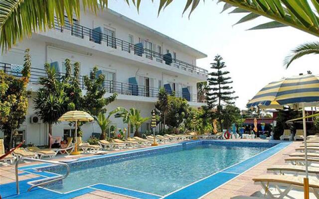Anna Apartments
