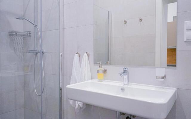 Nadland Apartments B7