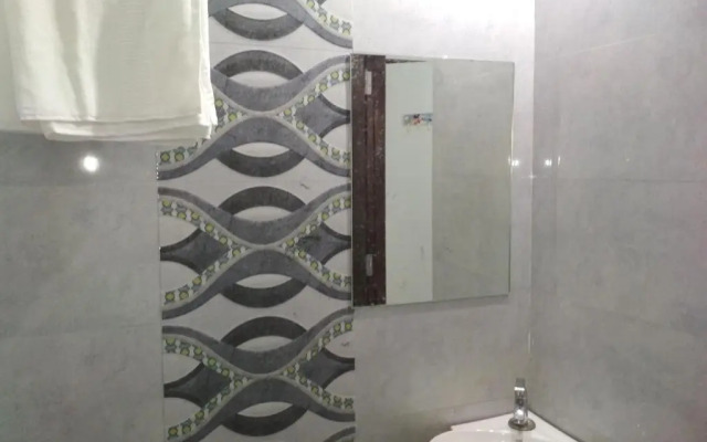 Hotel Hill View Palace