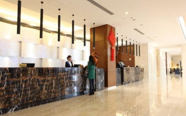 New Century Manju Shanghai Pudong Airport