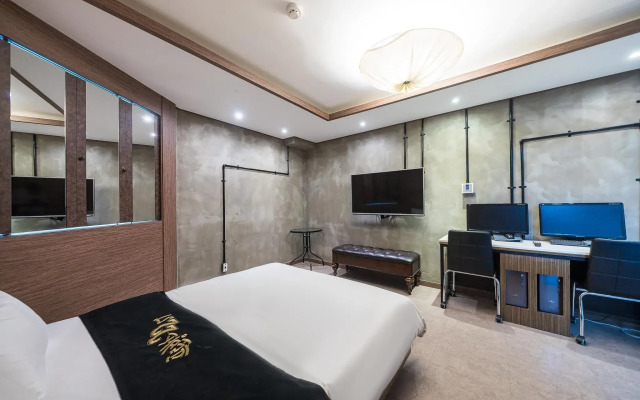 Suwon Station Provence 22st