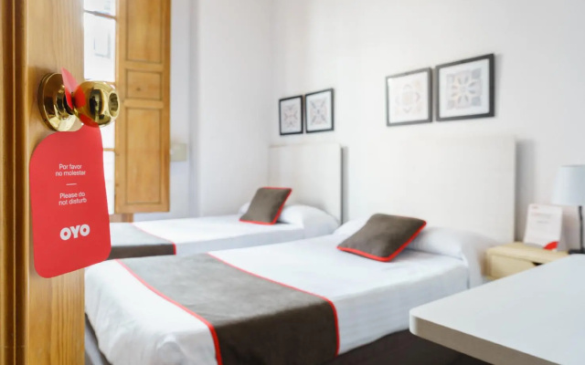 OYO Hostal Austria