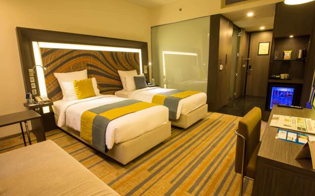 Novotel Kolkata Hotel & Residences Hotel
