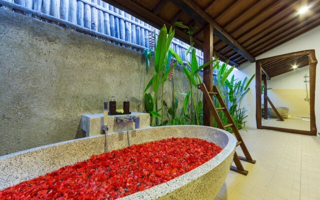 Anyar Sari Villa