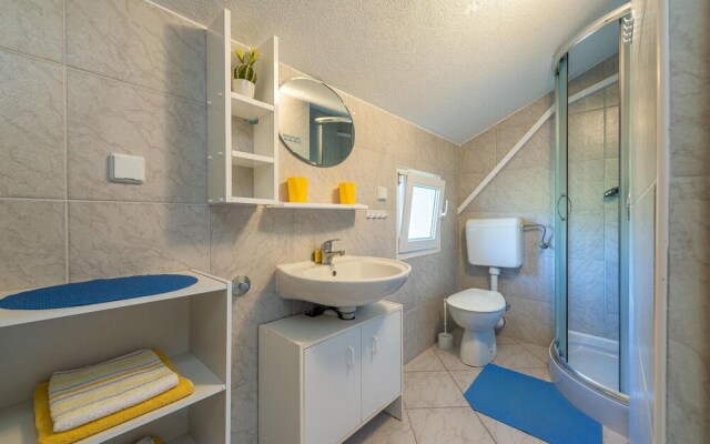 Awesome Apartment in Vir With 2 Bedrooms and Wifi