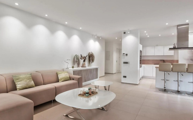 Ancor 0-1 POOL VIEW 2B