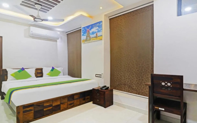 Itsy Hotels J A Royal Suites Manikonda