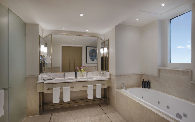Отель Waldorf Astoria Cairo Heliopolis