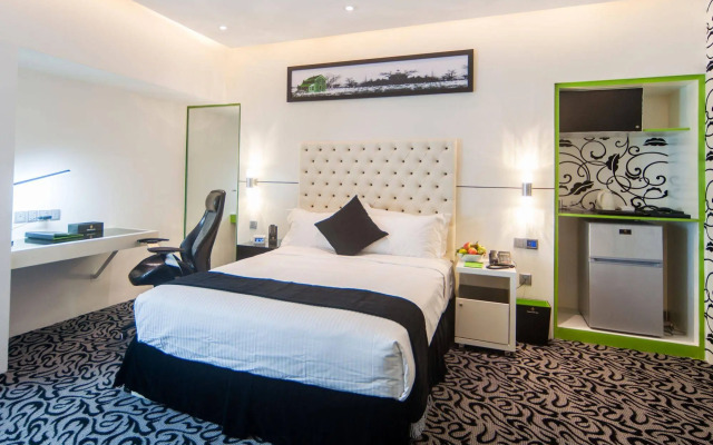 Executive Inn