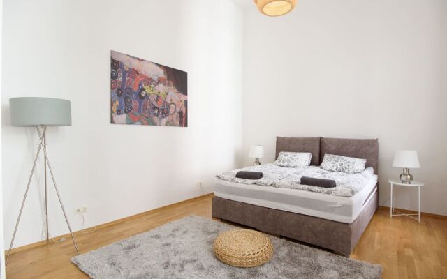 Central Apartment - Stephansdom