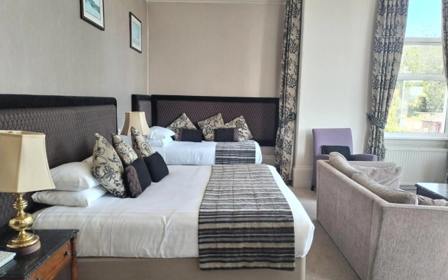 Abbey Sands Hotel
