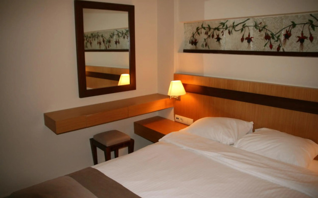 Villanaz Apart Hotel
