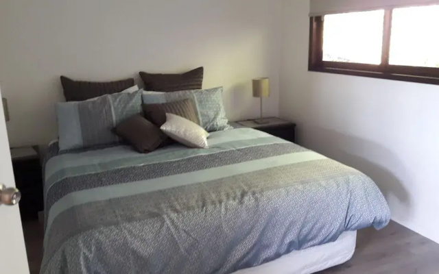 Water's Edge Holiday Homes