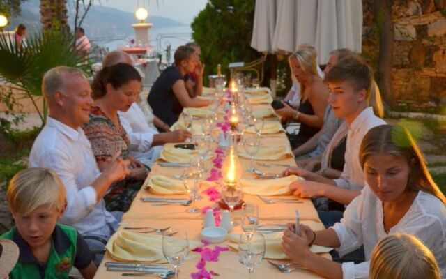 Paradise Garden Hotel