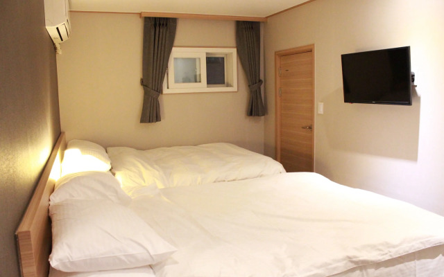 About Stay Seoul Station