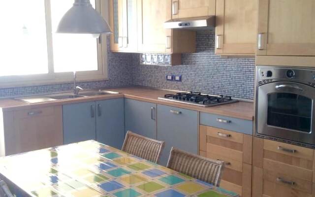 Apartment With 3 Bedrooms in Schiavonea, With Furnished Balcony - 100