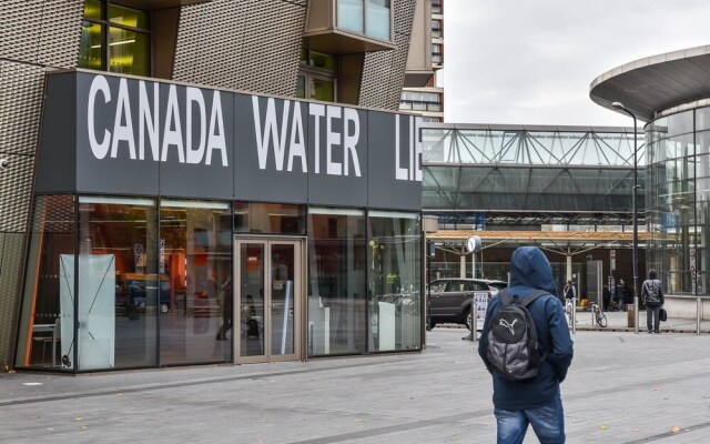Superb Two Bedroom Flat By The Water - Great Views