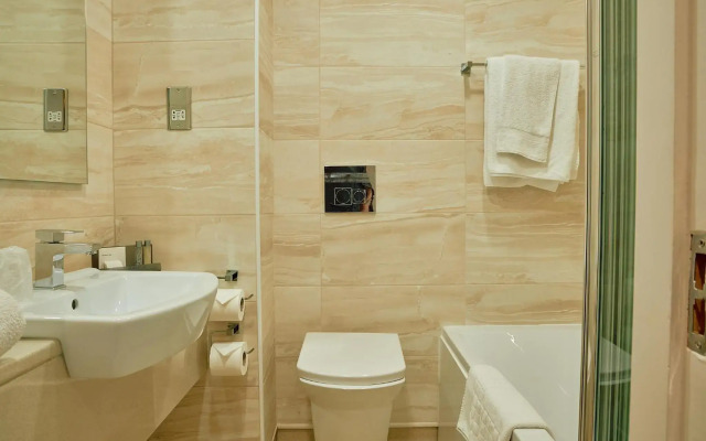Briar Court Hotel