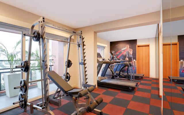 Peninsula Suites