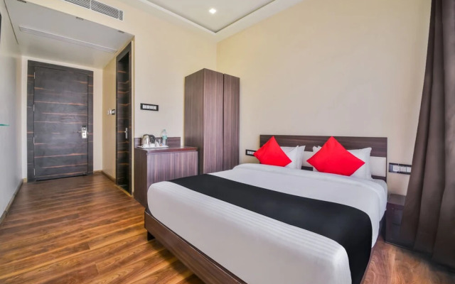 Capital O 40626 M3 Hotel