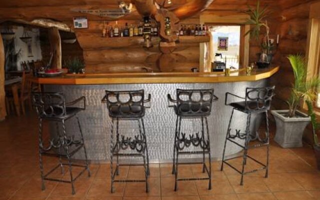 Williston Lake Resort
