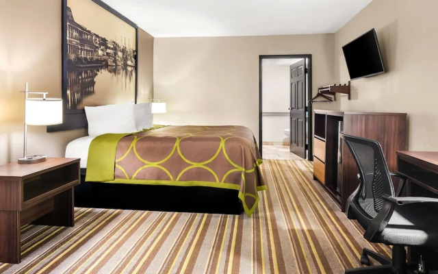 Super 8 Motel - Columbia