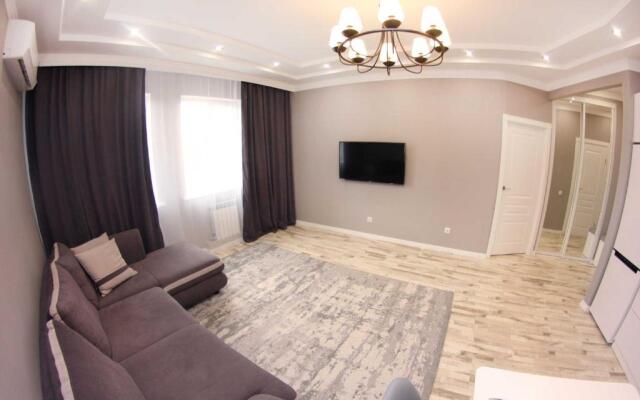 Ujutnye apartamenty na Navoi 208/6