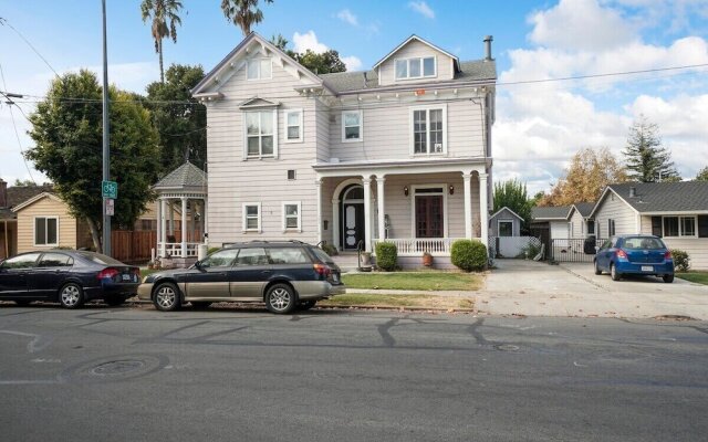 Sunny Studio Near Downtown San Jose