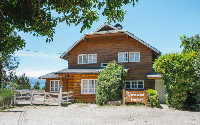 Hosteria Pajaro Azul