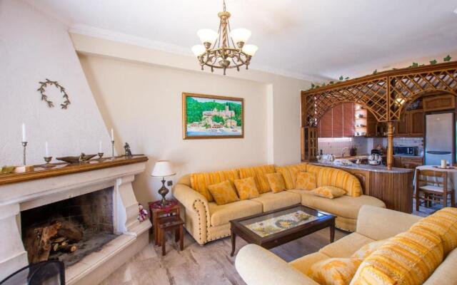 Paradise Bar Luxury Apartments