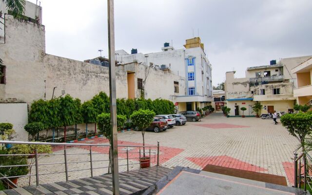 Fabhotel Jalandhar Corporate Suites