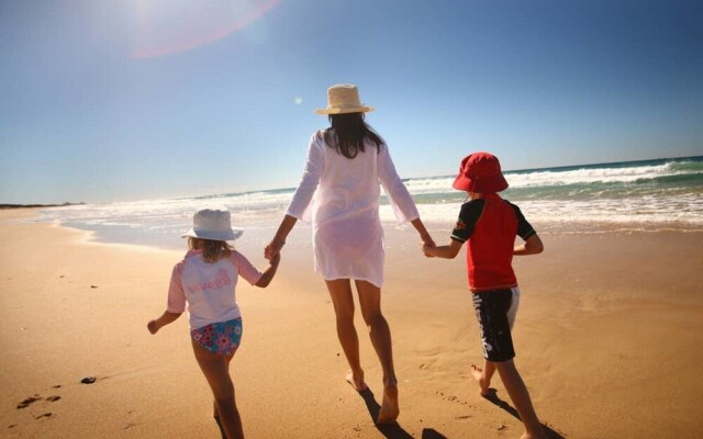 6BR Coolum Beach