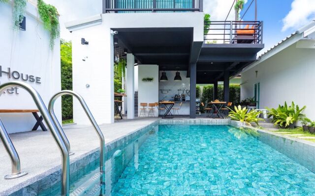 The Seaton House Phuket