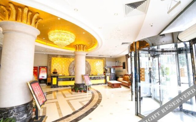 Dongcheng International Hotel (Jingmen Moon Lake)