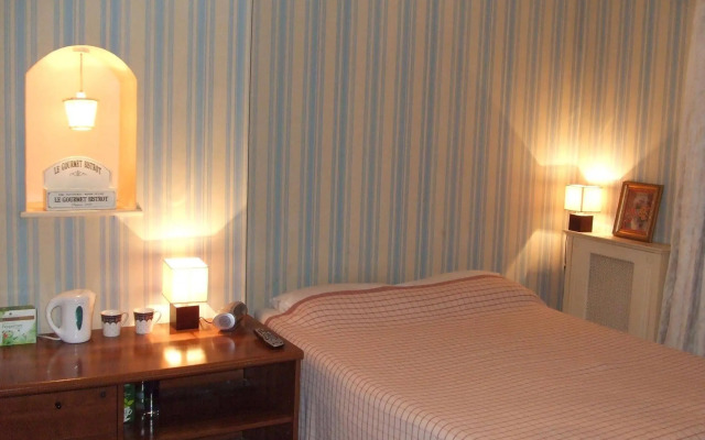 Roseview B & B