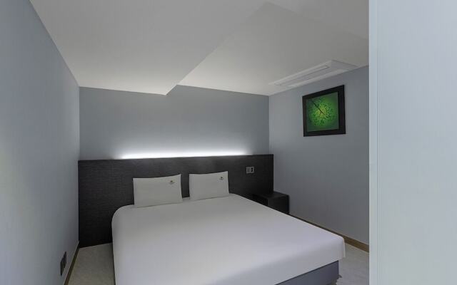 Sun Cloud Hotel