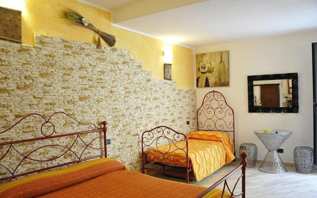 Michela Rooms