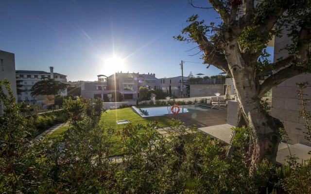 Somewhere Estoril Guesthouse