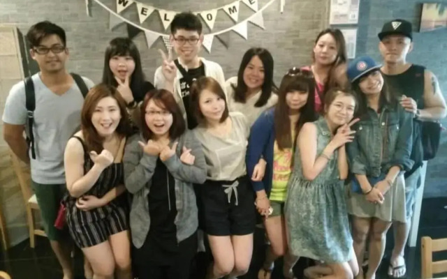 Eat - Ting Cafe and Hostel