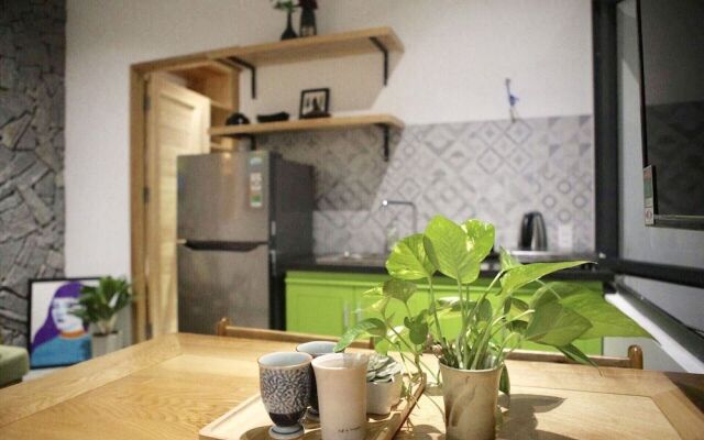 Uri House