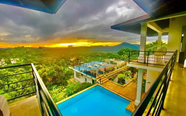 390 Villa Vista