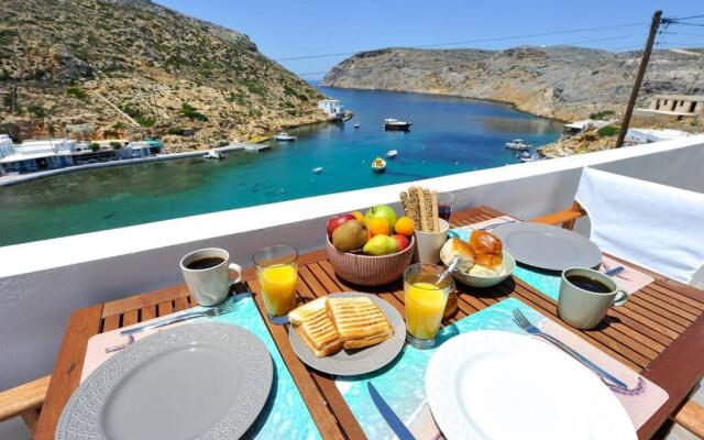 Droufakos home - Lux seafront apt