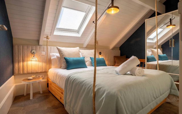 Harbour Inn Design Townhouse