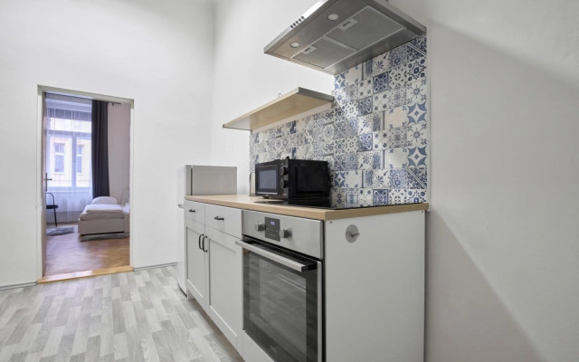 Archibald Flats Prague